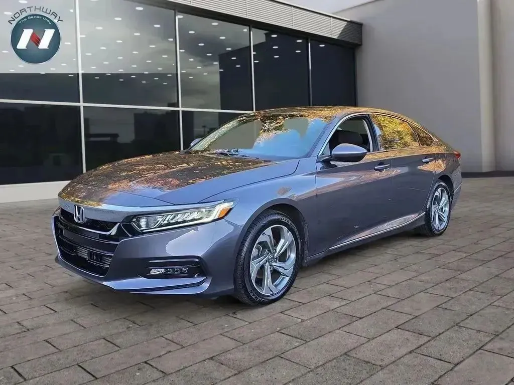 2018 Honda Accord EX's photo