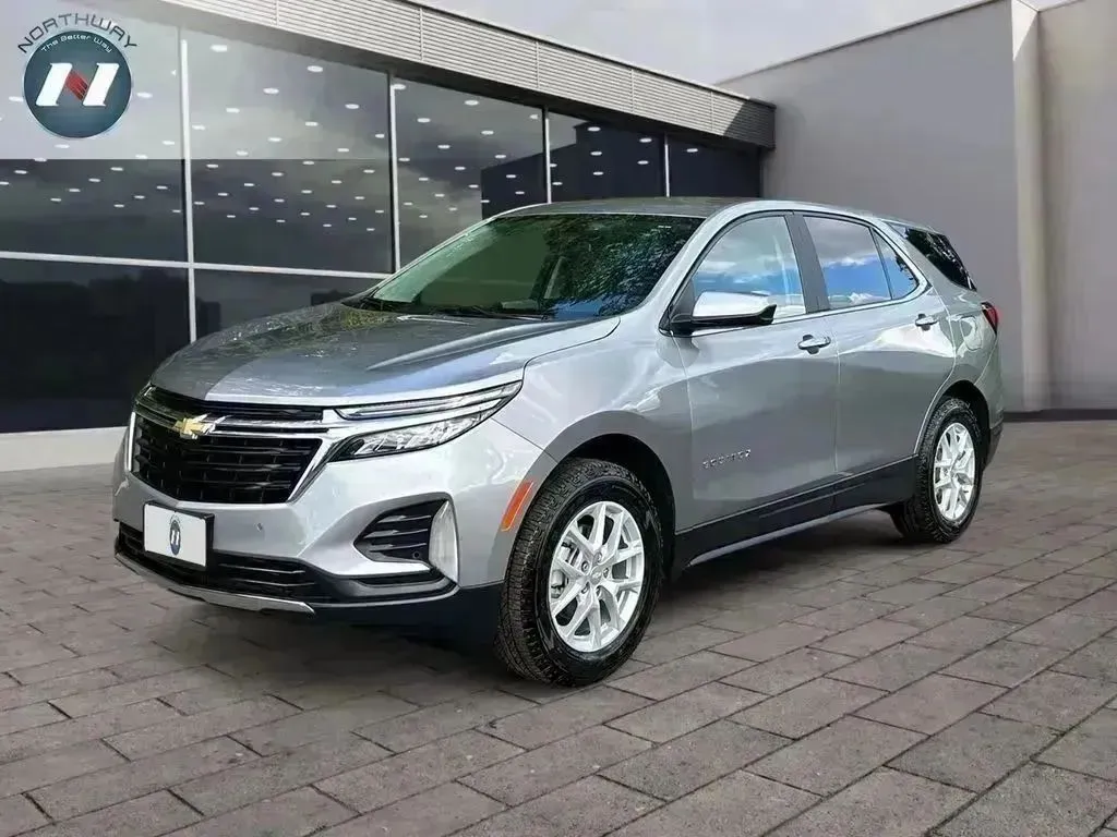 2023 Chevrolet Equinox LT's photo