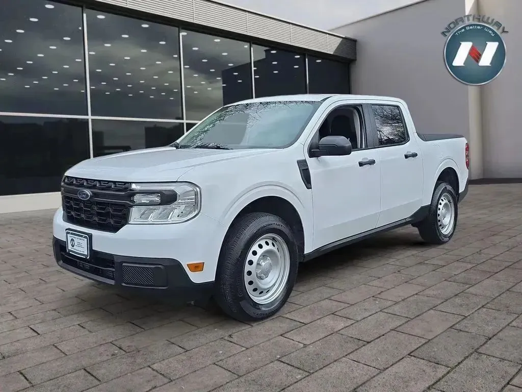 2022 Ford Maverick XL