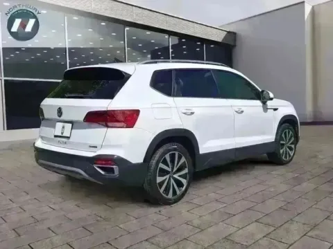 More photos of 2022 Volkswagen Taos SE at Northway Automotive of Newton NJ, NJ