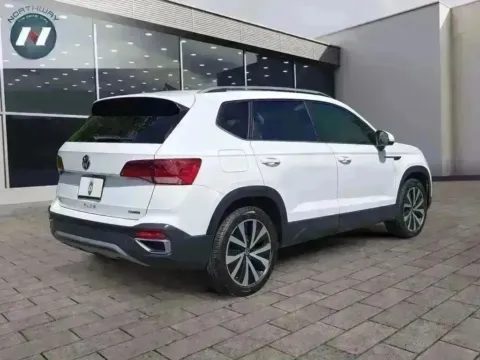 More photos of 2022 Volkswagen Taos SE at Northway Automotive of Newton NJ, NJ