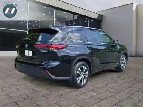 More photos of 2021 Toyota Highlander Hybrid Hybrid XLE at Northway Automotive of Newton NJ, NJ