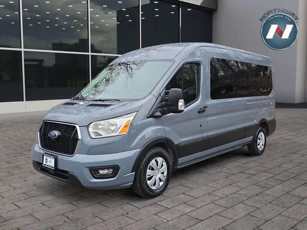 Gray 2022 Ford Transit Wagon XLT for sale in Newton, NJ