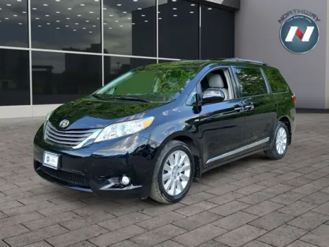 Black 2016 Toyota Sienna XLE for sale in Newton, NJ