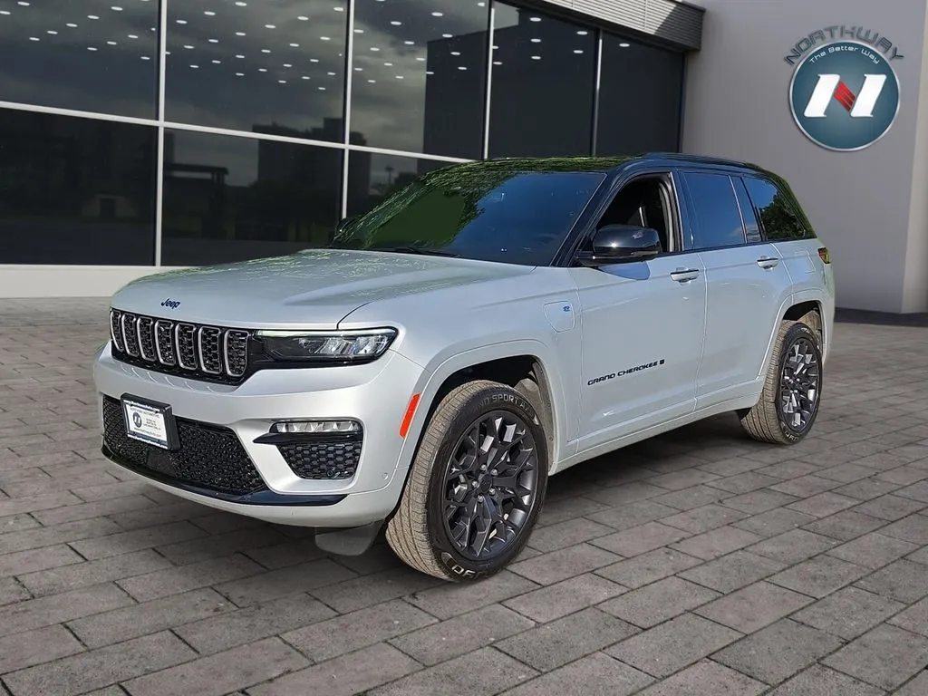Silver 2023 Jeep Grand Cherokee 4xe Summit for sale in Newton, NJ