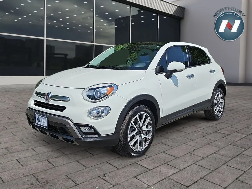 2017 FIAT 500X Trekking AWD's photo