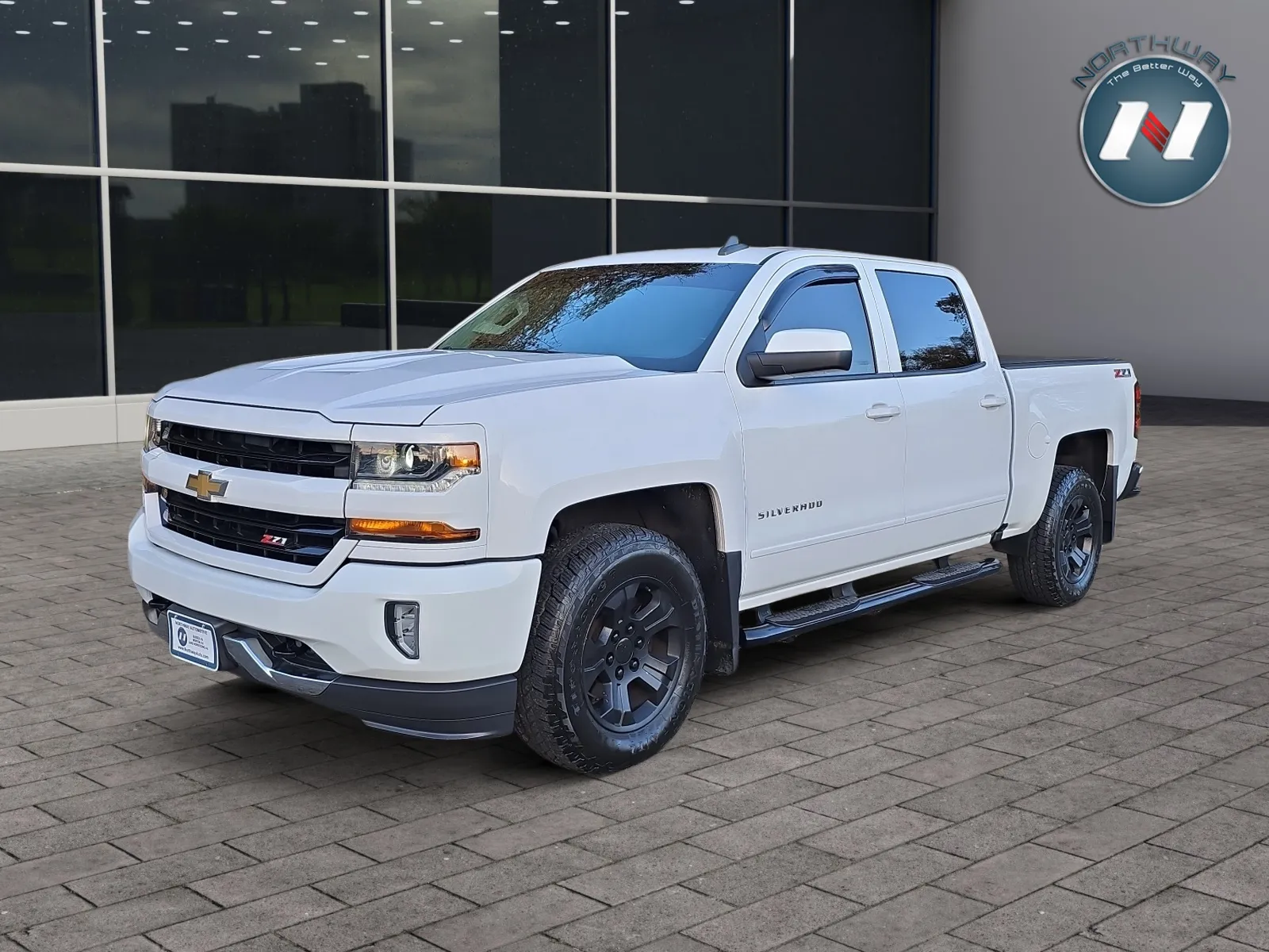 2017 Chevrolet Silverado 1500 LT's photo