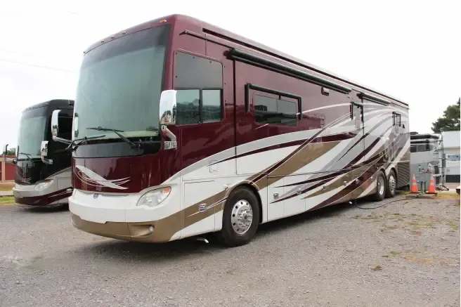 Photos of 2016 Tiffin 45 OPP Bus 605 for sale in Belmont, MS at Belmont RV Sales