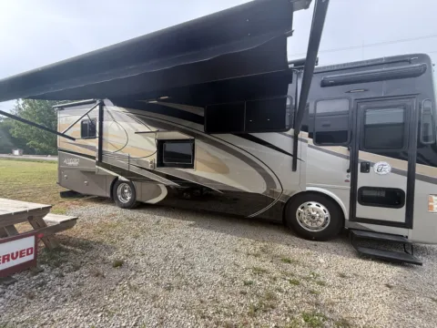 Silver 2015 Allegro Red 33 AA for sale in Belmont, MS