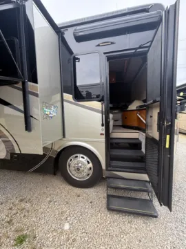 Photos of 2015 Allegro Red 33 AA for sale in Belmont, MS at Belmont RV Sales