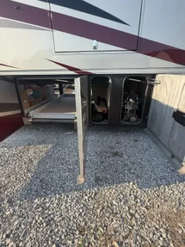 More photos of 2018 Phaeton 44 OH Phaeton at Belmont RV Sales, MS