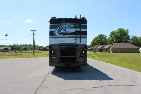 More photos of 2021 Phaeton 40 IH at Belmont RV Sales, MS