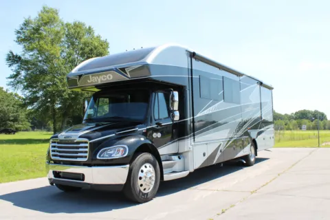Another view of 2025 Freightliner S2RV Chassis for sale in Belmont, MS at Belmont RV Sales