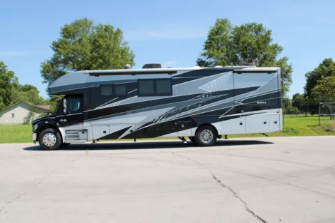 More photos of 2025 Freightliner S2RV Chassis at Belmont RV Sales, MS