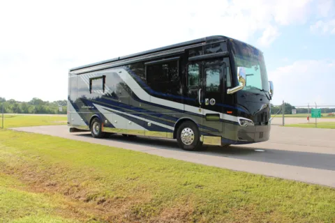 Unknown 2023 Allegro Bus 35 CP Bus Stainless Trim for sale in Belmont, MS