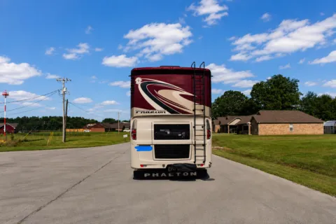 More photos of 2015 Freightliner XCM Chassis at Belmont RV Sales, MS