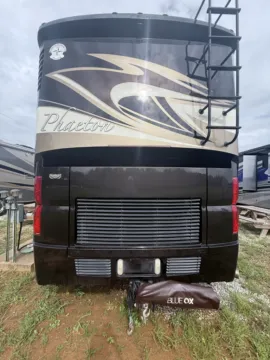 More photos of 2013 Freightliner Phaeton 40 QBH at Belmont RV Sales, MS