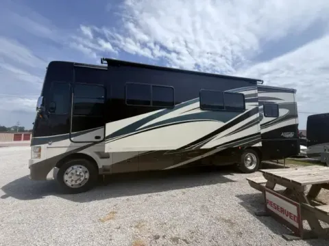 More photos of 2014 Ford 31 SA Open Road at Belmont RV Sales, MS