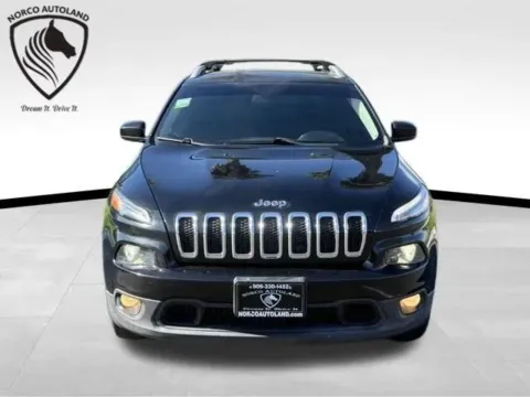 Photos of 2017 Jeep Cherokee Latitude Sport Utility 4D for sale in Norco, CA at Norco Autoland