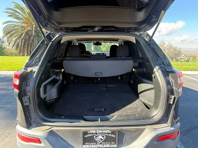 2017 Jeep Cherokee Latitude - Photo 28