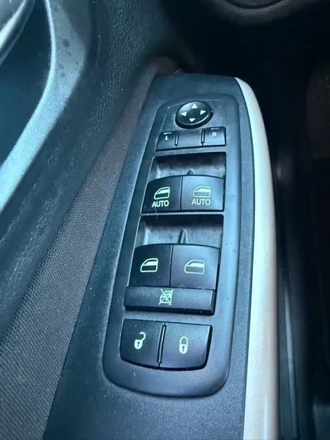 2017 Jeep Cherokee Latitude - Photo 17