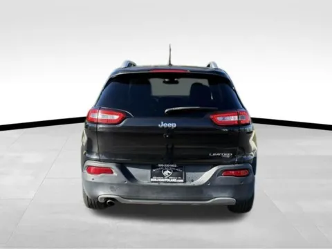 More photos of 2015 Jeep Cherokee Limited at Norco Autoland, CA