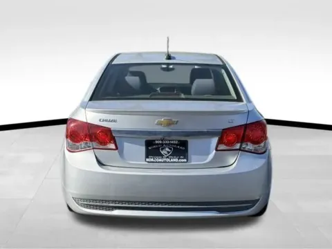 More photos of 2016 Chevrolet Cruze Limited 1LT Sedan 4D at Norco Autoland, CA