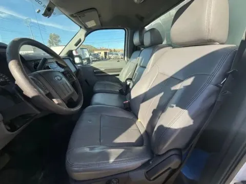 More photos of 2013 Ford F550 Super Duty Regular Cab & Chassis 165' W.B. 2D at Norco Autoland, CA