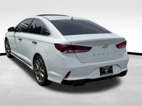 More photos of 2018 Hyundai Sonata Limited 2.0T Sedan 4D at Norco Autoland, CA