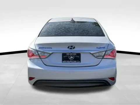 Photos of 2015 Hyundai Sonata Hybrid Sedan 4D for sale in Norco, CA at Norco Autoland