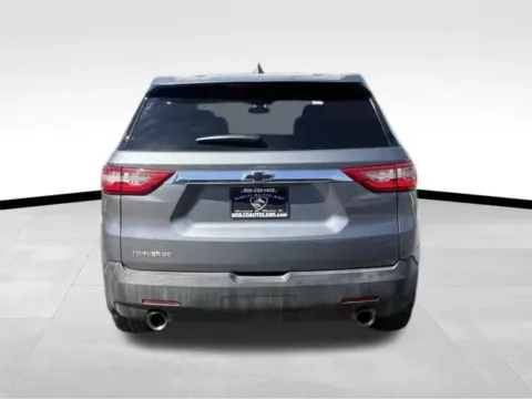 More photos of 2018 Chevrolet Traverse LS Sport Utility 4D at Norco Autoland, CA