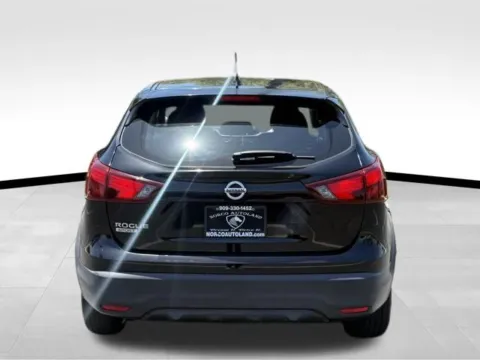 More photos of 2019 Nissan Rogue Sport S at Norco Autoland, CA