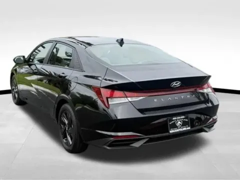 More photos of 2023 Hyundai Elantra SEL Sedan 4D at Norco Autoland, CA