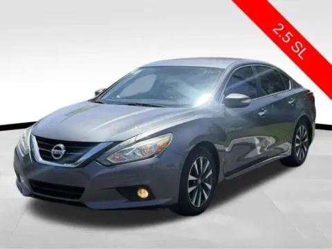 Another view of 2017 Nissan Altima 2.5 SL Sedan 4D for sale in Norco, CA at Norco Autoland