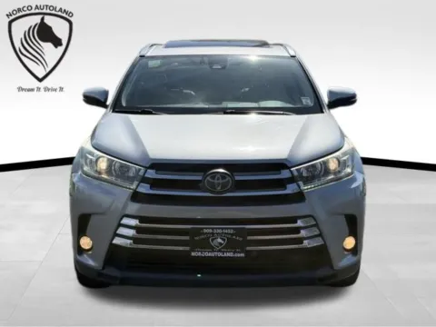 Photos of 2017 Toyota Highlander Limited Platinum for sale in Norco, CA at Norco Autoland