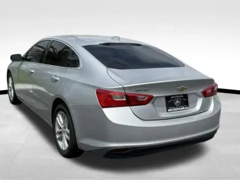 More photos of 2018 Chevrolet Malibu LT Sedan 4D at Norco Autoland, CA