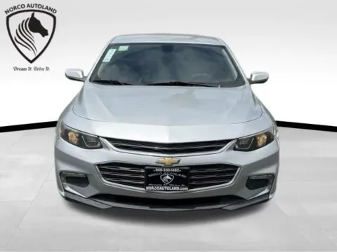 Photos of 2018 Chevrolet Malibu LT Sedan 4D for sale in Norco, CA at Norco Autoland