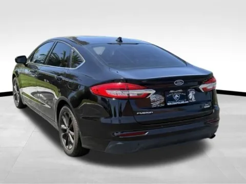 More photos of 2019 Ford Fusion SE at Norco Autoland, CA