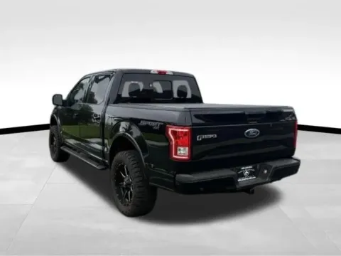 More photos of 2017 Ford F-150 SuperCrew Cab XLT Pickup 4D 5 1/2 ft at Norco Autoland, CA