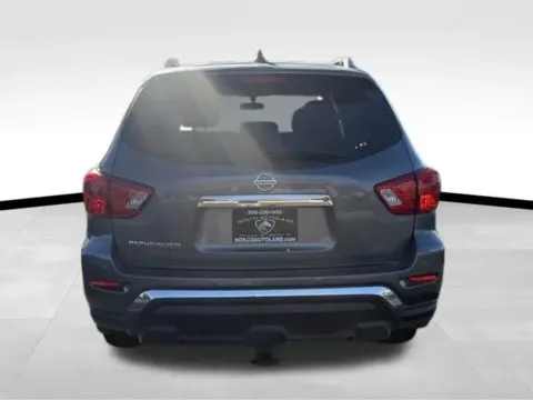 More photos of 2020 Nissan Pathfinder S Sport Utility 4D at Norco Autoland, CA