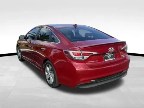 More photos of 2016 Hyundai Sonata Hybrid Limited Sedan 4D at Norco Autoland, CA