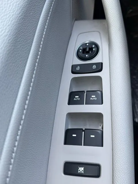 2016 Hyundai Sonata Hybrid Limited - Photo 19