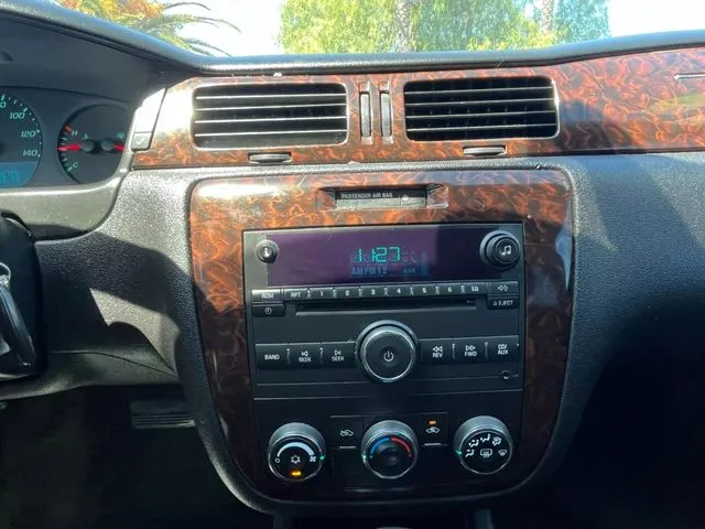 2012 Chevrolet Impala 1FL - Photo 21