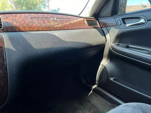 2012 Chevrolet Impala 1FL - Photo 23