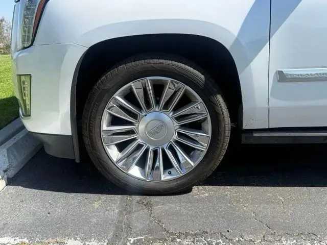 2016 Cadillac Escalade Platinum - Photo 38