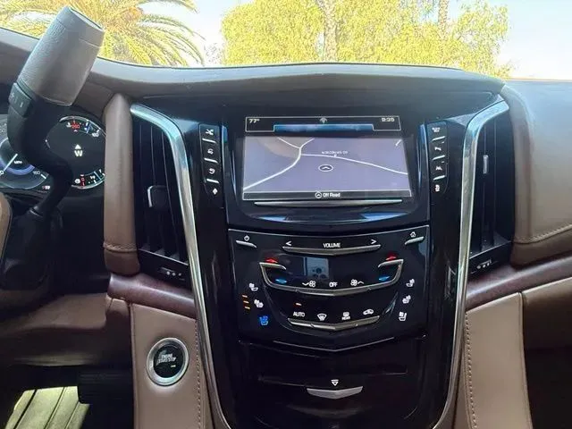2016 Cadillac Escalade Platinum - Photo 30