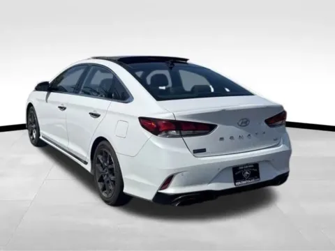 More photos of 2019 Hyundai Sonata Limited 2.0T Sedan 4D at Norco Autoland, CA