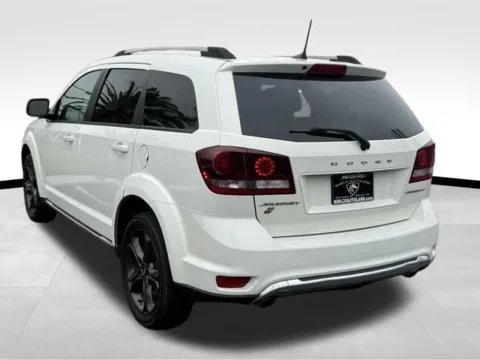 More photos of 2019 Dodge Journey Crossroad at Norco Autoland, CA