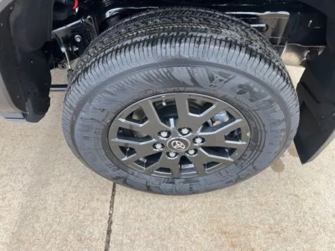 More photos of 2026 Toyota Highlander at Gregg Young Toyota of Ottumwa, IA