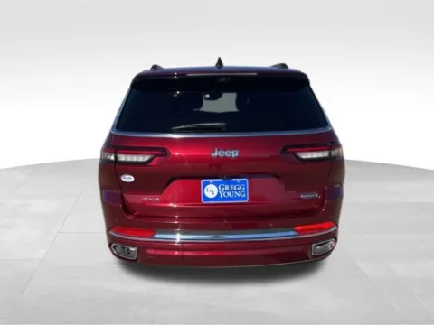 More photos of 2023 Jeep Grand Cherokee L Overland at Gregg Young Toyota of Ottumwa, IA